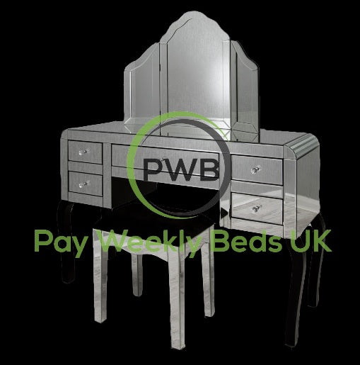 Open media 1 in modal